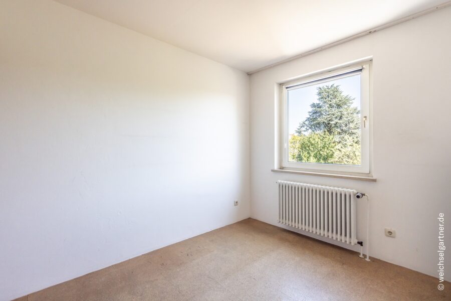 Bezugsfreies Split-Level Reihenhaus mit großem Garten und Einzelgarage - Kinderzimmer