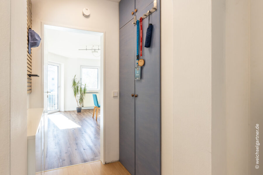 Bezugsfrei ab Sommer 2026: Optimal geschnittene Eigentumswohnung mit Süd-Balkon und TG-Stellplatz - Blick in das Büro