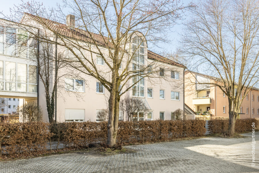 Bezugsfrei ab Sommer 2026: Optimal geschnittene Eigentumswohnung mit Süd-Balkon und TG-Stellplatz - Gepflegte Wohnanlage