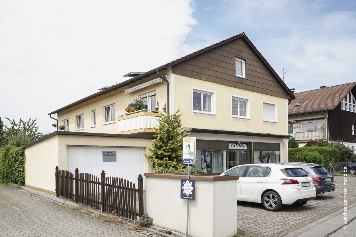 Solides Mehrfamilienhaus + Bauplatz für EFH, 82275 Emmering, Mehrfamilienhaus