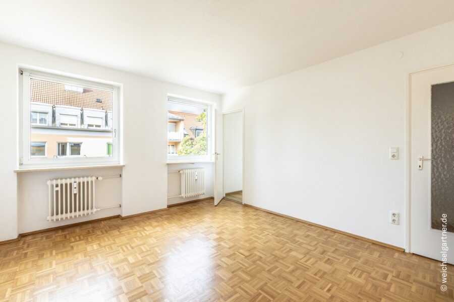 Bezugsfreie 2-Zimmer-Wohnung mit top Infrastruktur – auch als Kapitalanlage - Weitere Ansicht vom Wohnzimmer