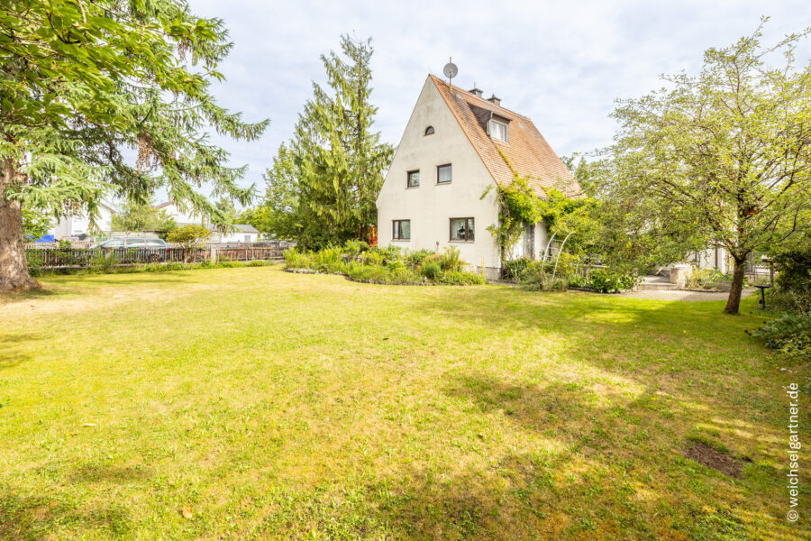 Attraktives Wohnbaugrundstück unweit des Riemer Parks für 2 EFHs oder 2 DHHs - Schönes Wohnbaugrundstück