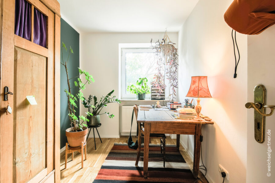 Großzügiges 7-Zimmer-Reihenmittelhaus mit weiterem Ausbaupotenzial und Einzelgarage - Weiteres Südzimmer im 2. OG