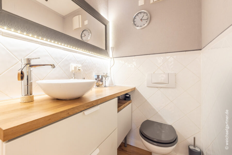 Bezugsfreie Dachterrassenwohnung in beliebter Wohnlage - Separates Gäste WC