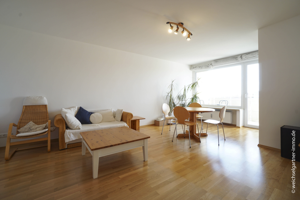 Moderne Eigentumswohnung mit herrlichem Blick, 80997 München, Etagenwohnung