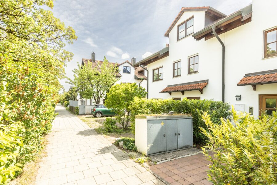 Idyllische Garten-Maisonette in ruhiger Feldrandlage – sonnige Südwest-Ausrichtung und 2 Stellplätze - Weitere Außenansicht