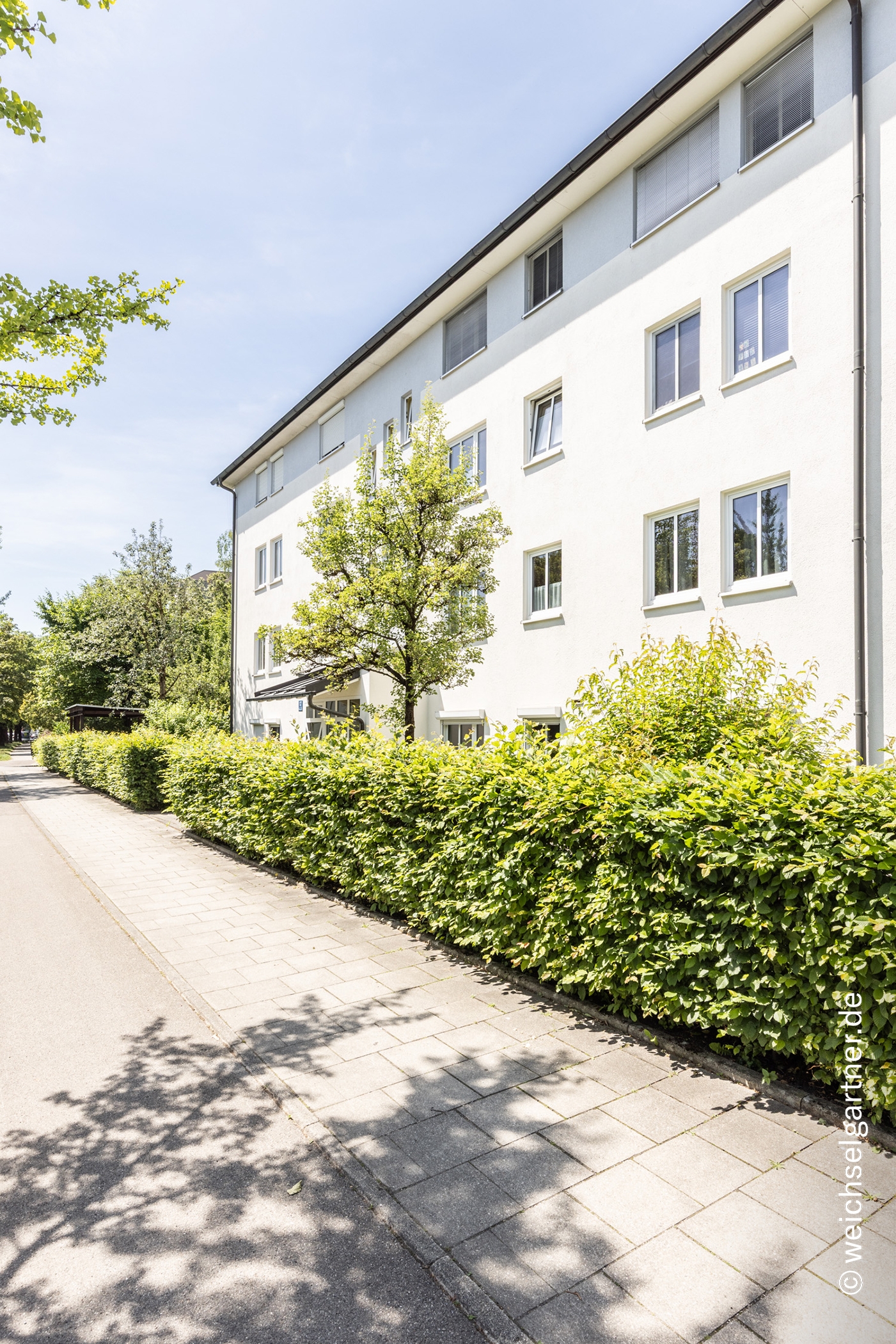 Erbpacht: Energieeffizente (A+), top geschnittene und bezugsfreie Wohnung mit Ausblick ins Grüne, 80997 München, Etagenwohnung