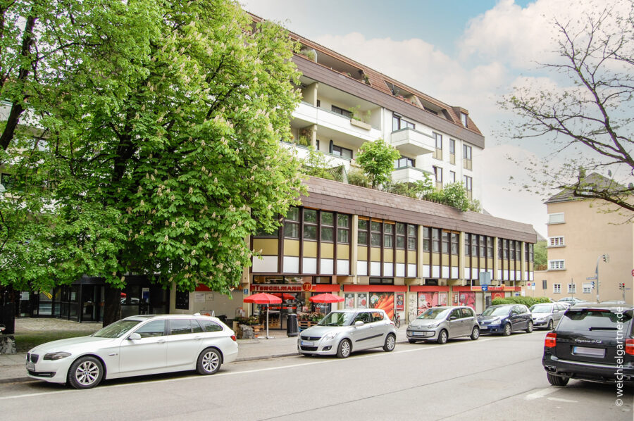 Wohn- oder Gewerbeflächen - 4189