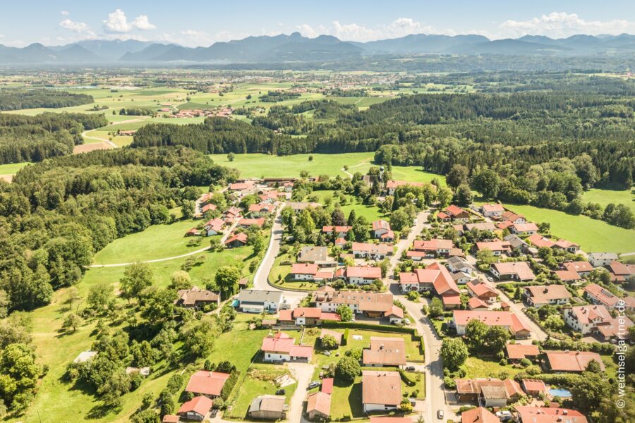 Traumhaftes Baugrundstück in Höhenlage mit unverbaubarem Bergblick - Grundstück mit Bergblick