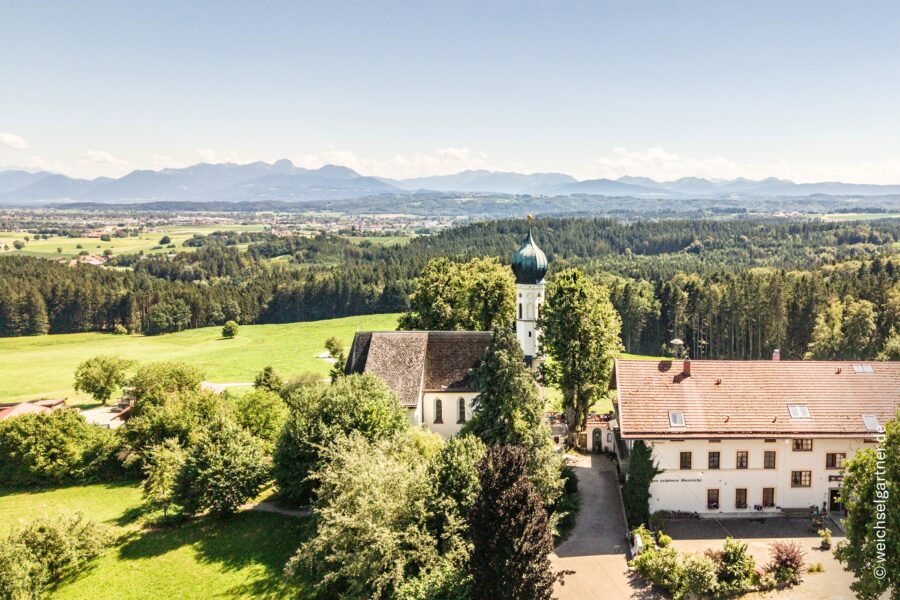 Traumhaftes Baugrundstück in Höhenlage mit unverbaubarem Bergblick - Idyllische Lage