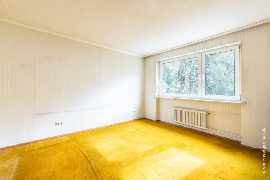 Bezugsfreie 3-Zimmer-Wohnung mit Balkon in ruhiger und zentraler Lage am Partnachplatz - Schlafzimmer