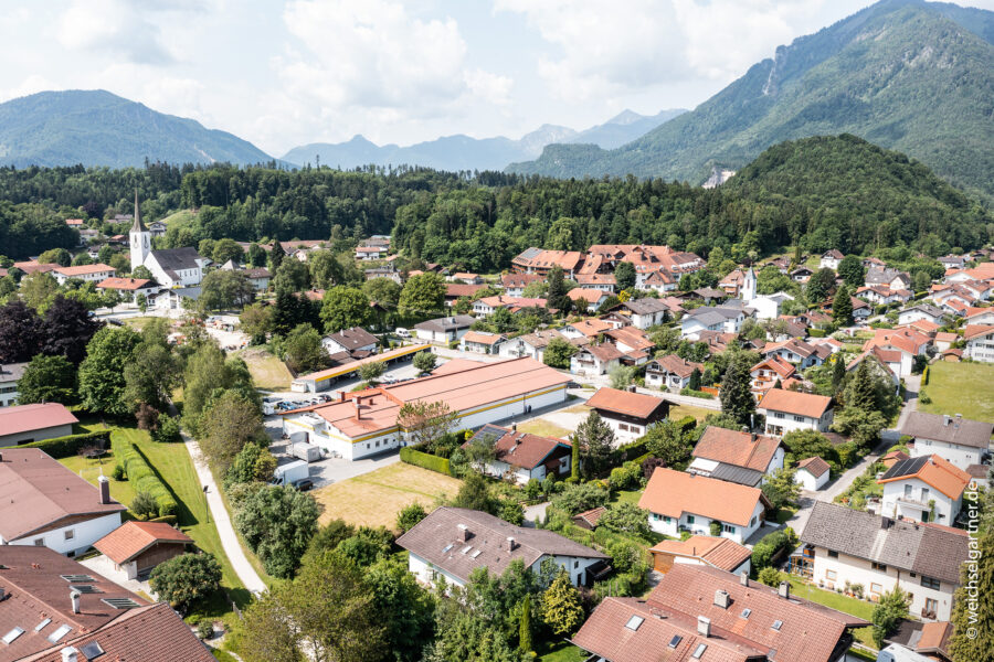 Baugrundstück mit Baugenehmigung für freistehendes Einfamilienhaus mit Süd- und Westausrichtung - Interessantes Baugrundstück