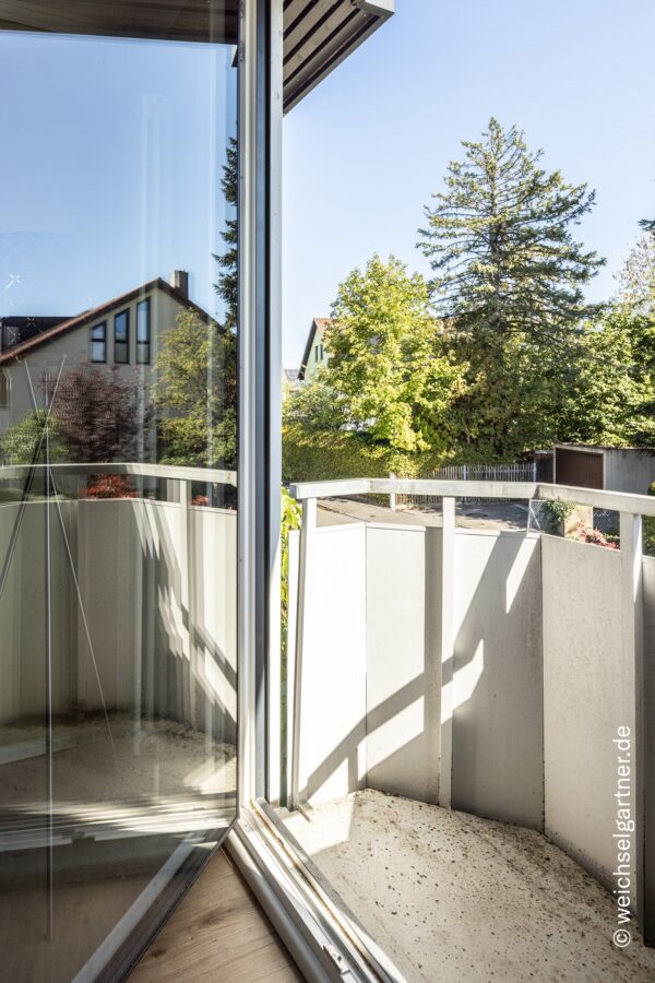 Energetisch saniertes Reihenhaus mit PV-Anlage und großem West-Garten - Kleiner Balkon nach Osten