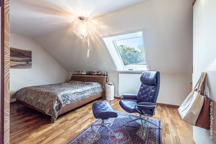 Energetisch saniertes Reihenhaus mit PV-Anlage und großem West-Garten - Studio