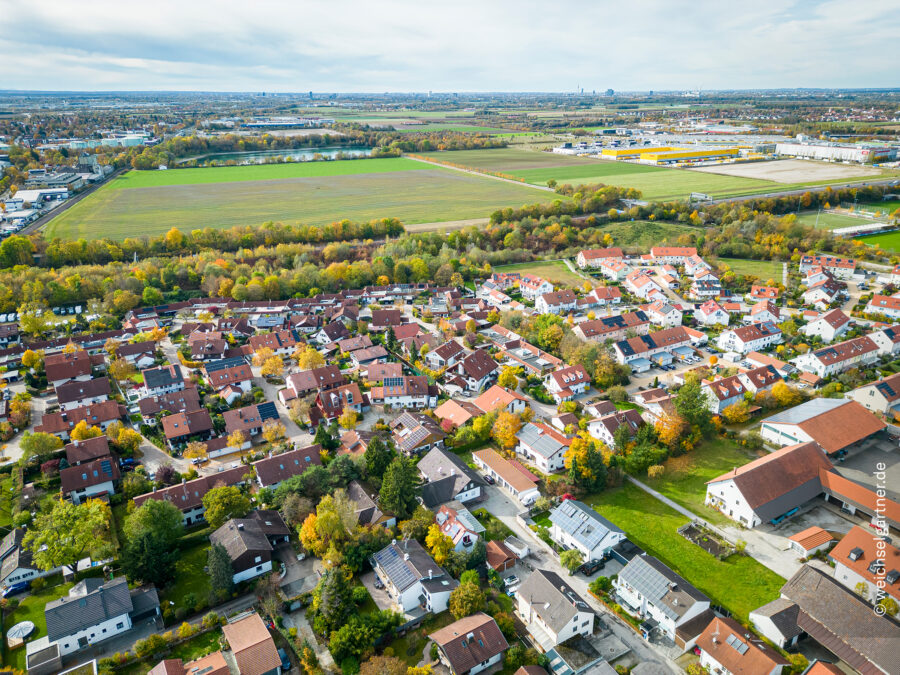 Herrliches Baugrundstück in ruhiger und zurückversetzter Wohnlage - Luftbildaufnahme