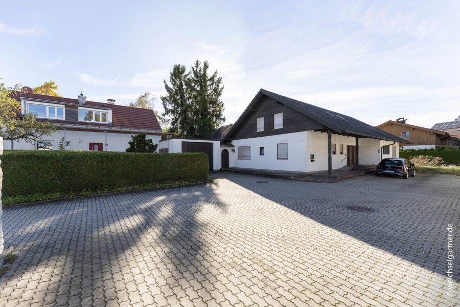 Herrliches Baugrundstück in ruhiger und zurückversetzter Wohnlage - Weitere Ansicht vom Altbestand