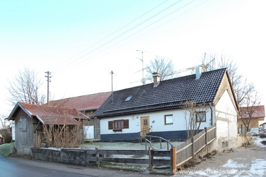 Grundstück mit kleinem Altbau - 2765Bild1