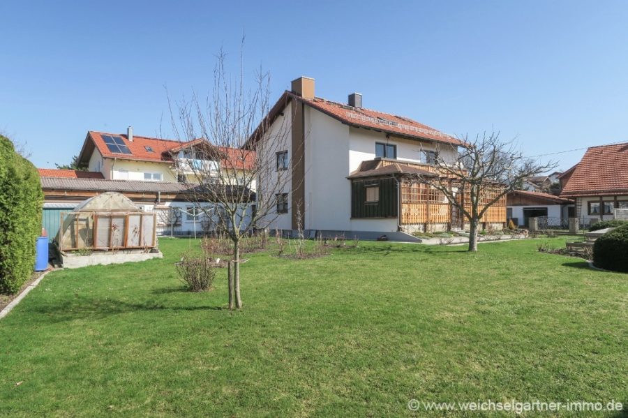 Wohnhaus in schöner Ortsrandlage - Ideale Südausrichtung