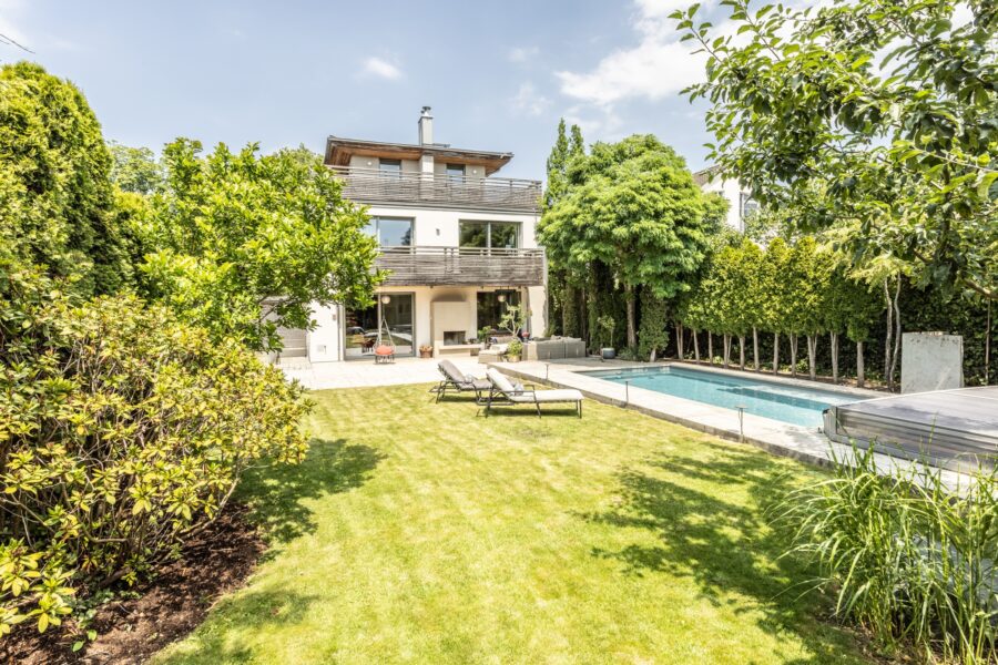 Exklusive Einfamilienhaus-Villa mit Pool und höchsten Sicherheitsstandards in bester Wohnlage - Einfamilienhaus-Villa mit Pool