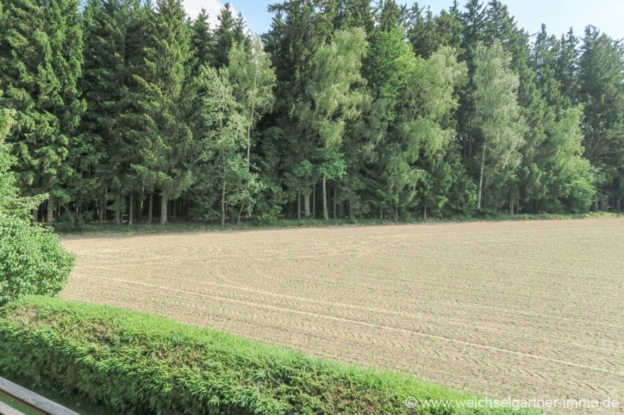 Schöner Bauernhof in herrlicher Landschaft - Blick vom Balkon