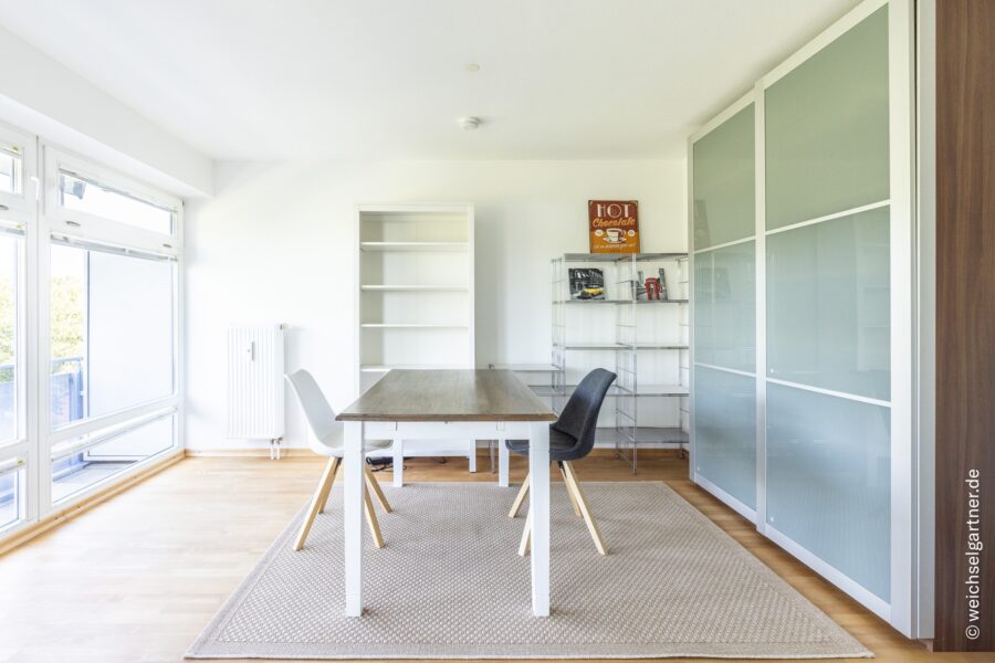 Freies, top gepflegtes Appartement mit West-Balkon und Blick ins Grüne direkt am Park - Helles Wohnambiente