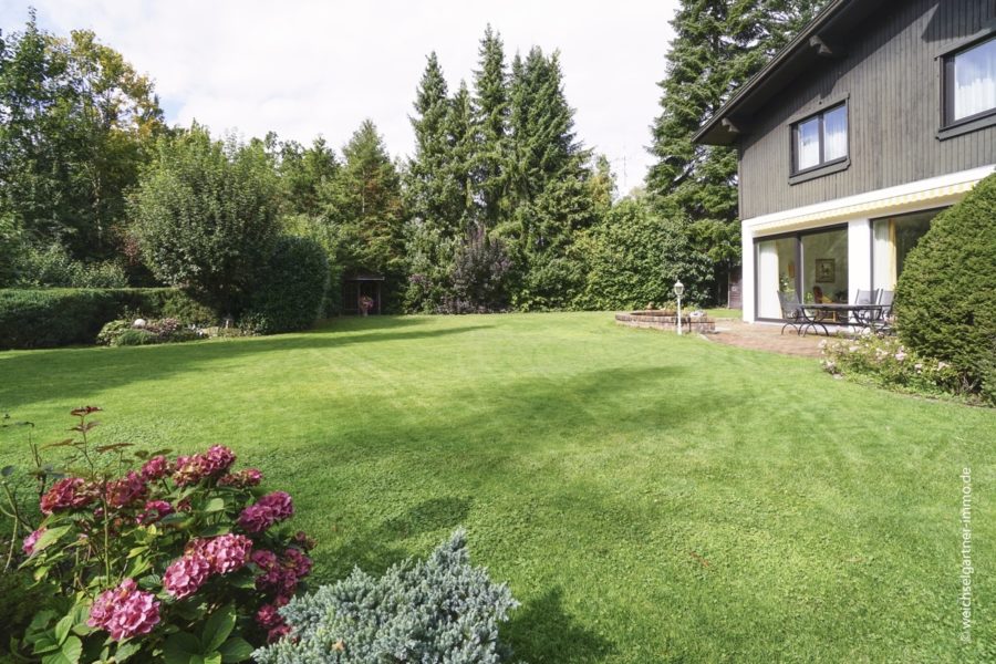 Herrliches Villengrundstück mit Einfamilienhaus - Villengrundstück