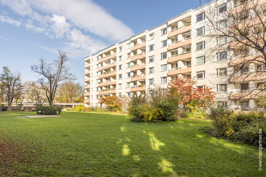 Gepflegte Eigentumswohnung mit sonniger West-Loggia und TG-Einzelstellplatz - Gepflegte Wohnanlage