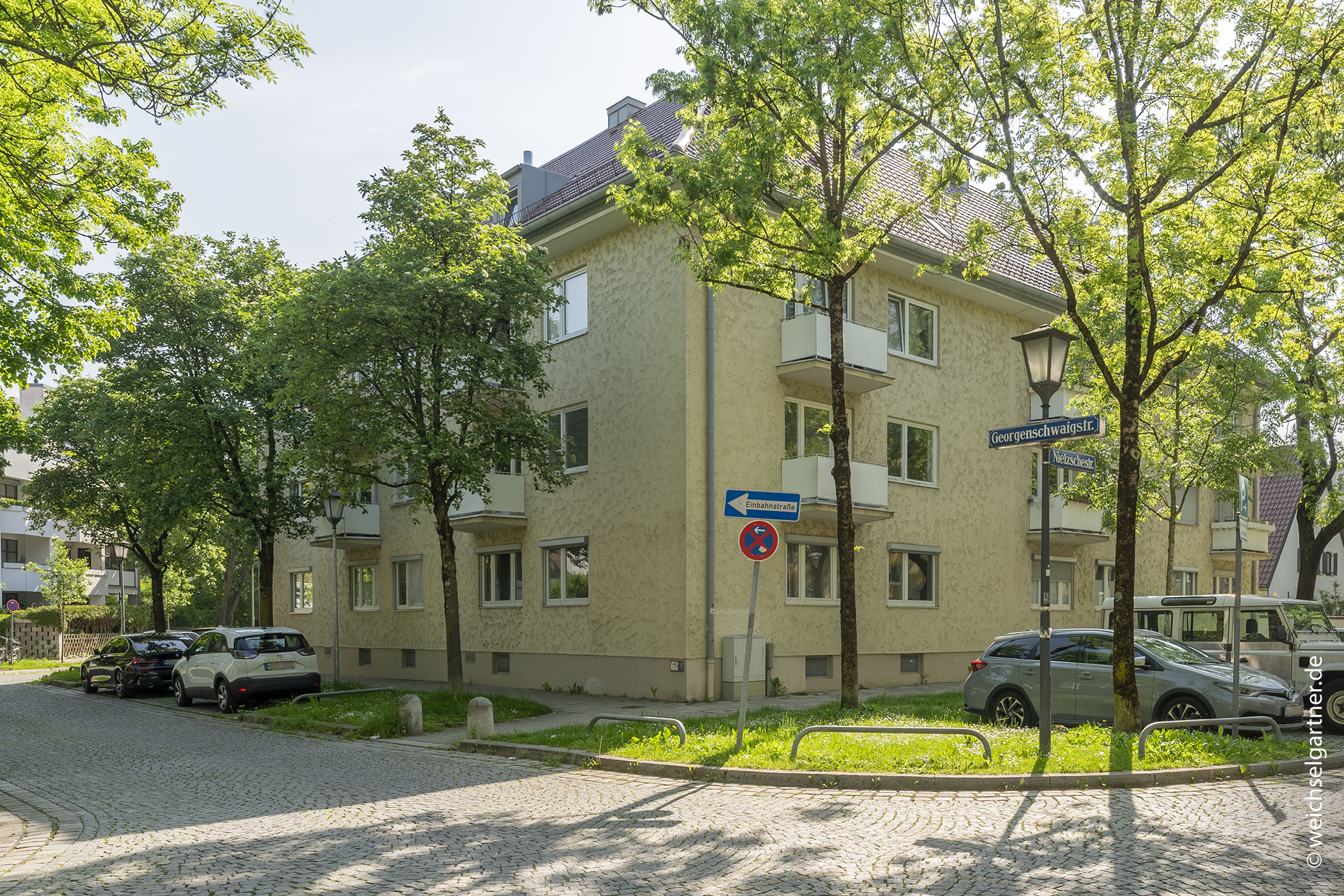 Renovierungsbedürftige Wohnung mit viel Potential Nähe U-Bahn, 80807 München, Wohnung