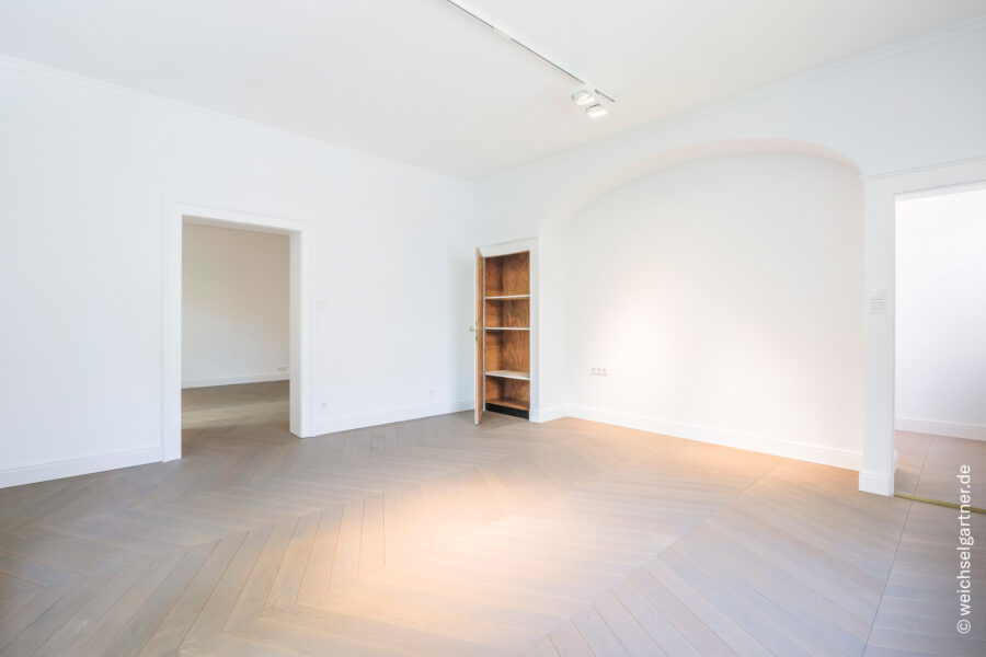 Repräsentative Büro-Villa in bester Lage von Altbogenhausen am Shakespeareplatz - Weiteres Büro im Obergeschoss