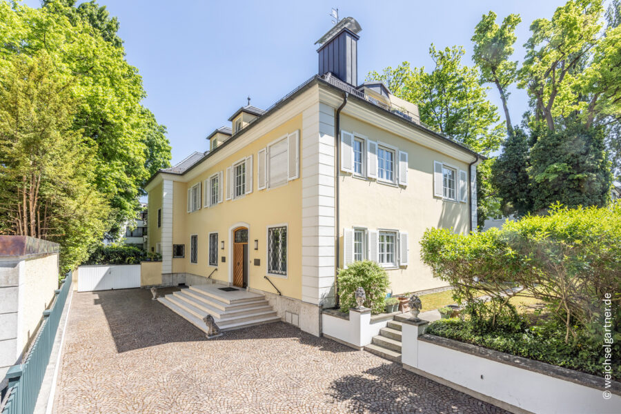 Repräsentative Büro-Villa in bester Lage von Altbogenhausen am Shakespeareplatz - Stilvolle Büro-Villa