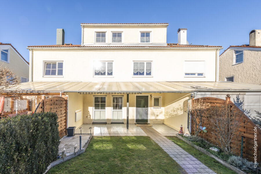 Familienfreundliches Reihenmittelhaus in verkehrsberuhigter Wohnlage – Erbbaurecht - Gepflegtes Reihenmittelhaus