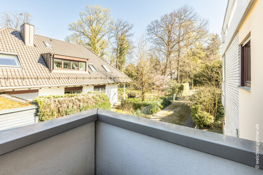 Attraktive Eigentumswohnung in charmanter und ruhiger Wohnlage - Blick vom Balkon