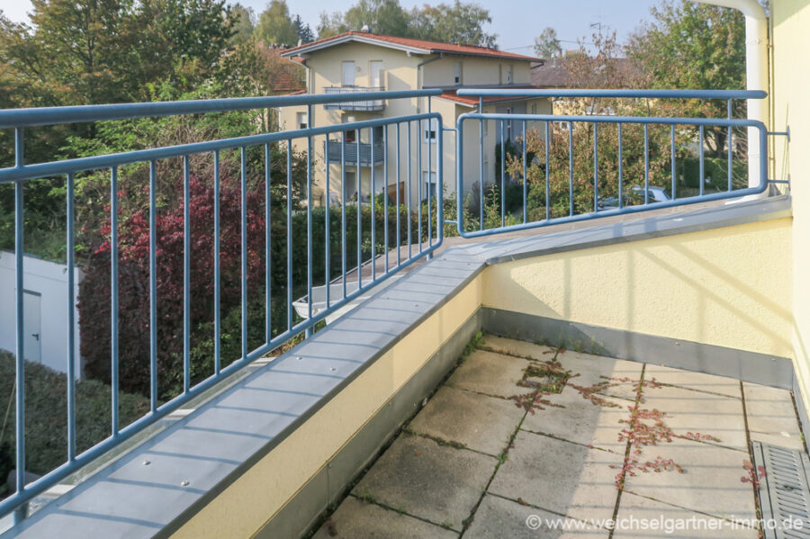 Sonnige Dachgeschosswohnung mit Terrasse - Sonnige Terrasse