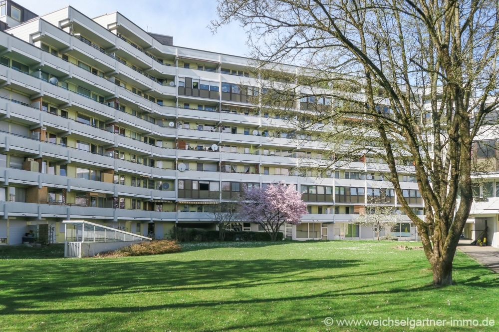 Interessante Splitlevel-Wohnung, 85716 Unterschleißheim, Etagenwohnung