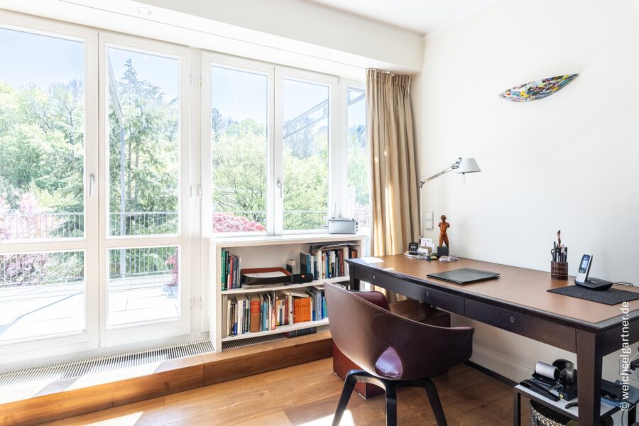 Exklusive Dachterrassen-Maisonette-Wohnung mit Penthouse-Charakter in bester Herzogpark-Lage - Weitere Ansicht des Zimmers