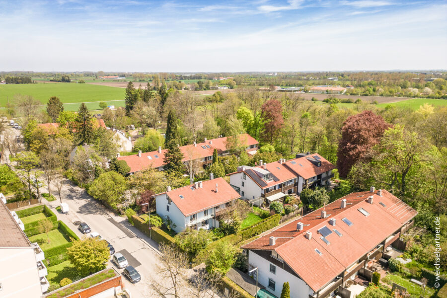Neuwertige Doppelhaushälfte mit herrlichem Südgarten - Das grüne Wohnumfeld