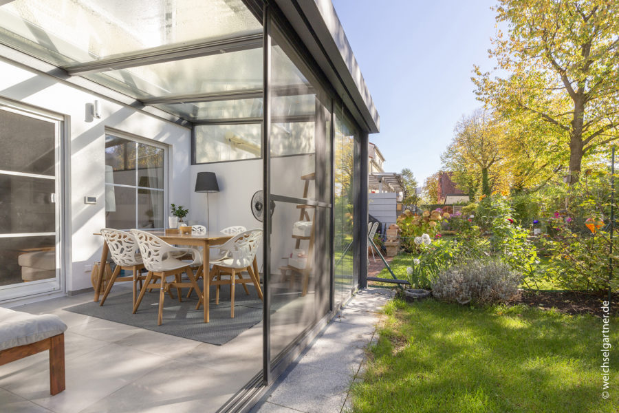 Ansprechendes Reiheneckhaus in familienfreundlicher Lage – Erbbaurecht - Überdachter Terrassenbereich