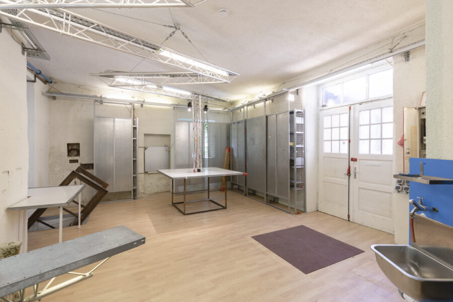 3 Laden- und Gewerbeeinheiten plus großer Garage in zentraler Stadtlage - auch Einzelverkauf möglich - Gewerbefläche