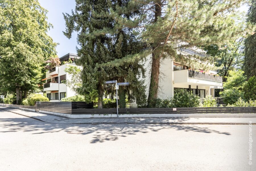 Großzügige, vermietete 3-Zimmer-Wohnung mit zwei Balkonen und TG-Einzelstellplatz in grüner Wohnlage - Ruhige Wohnanlage