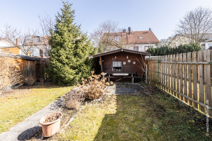 Am grünen Zamilapark: Grundstück für eine Doppelhaushälfte in ruhiger Wohnlage - Charmanter Gartenbereich