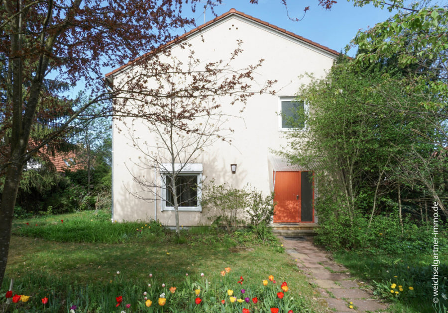 Doppelhaushälfte in ruhiger und familienfreundlicher Lage - Hausansicht