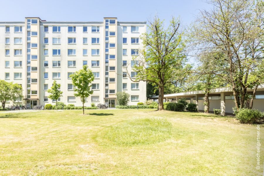 Vermietete 2-Zimmer-Eigentumswohnung mit sonniger West-Loggia und Tiefgaragen-Einzelstellplatz - Attraktive Kapitalanlage