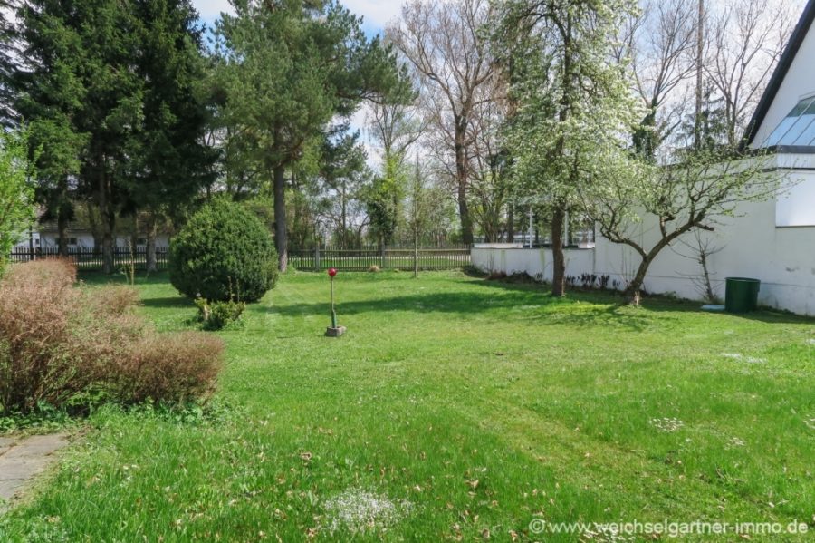 Ansprechendes Baugrundstück - Sonniges Grundstück