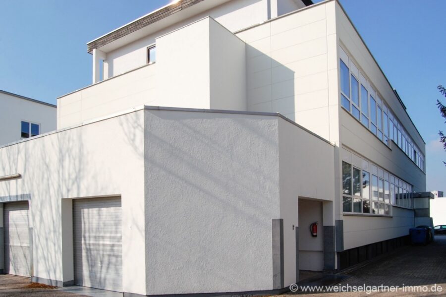 Interessante Gewerbeimmobilie - Rückwärtige Seite