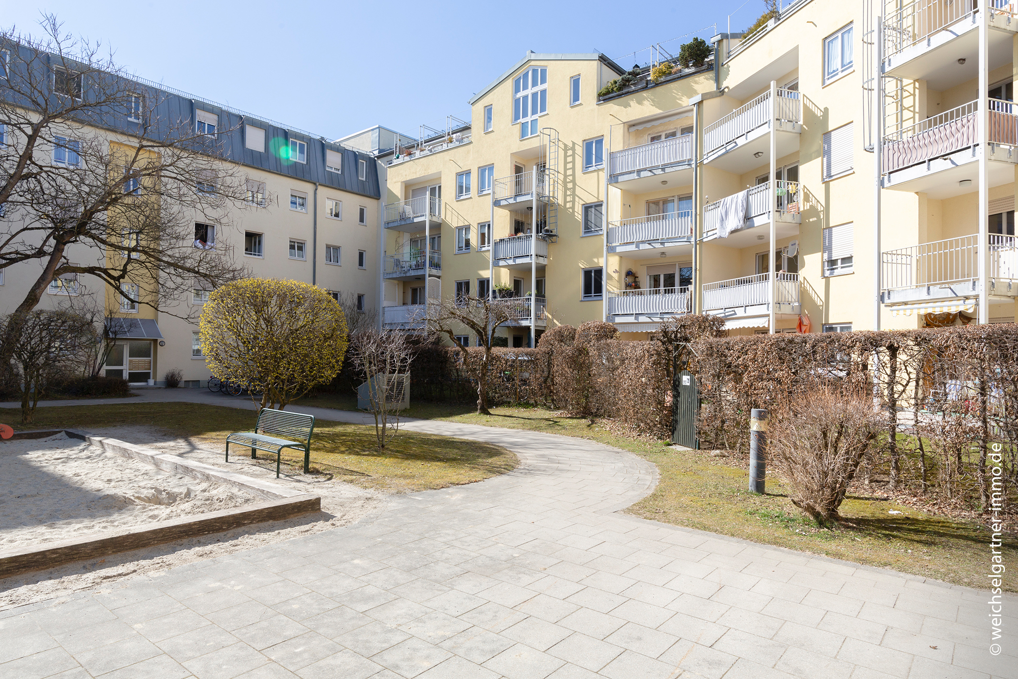 Attraktive Eigentumswohnung mit tollen Blick, 81927 München, Etagenwohnung