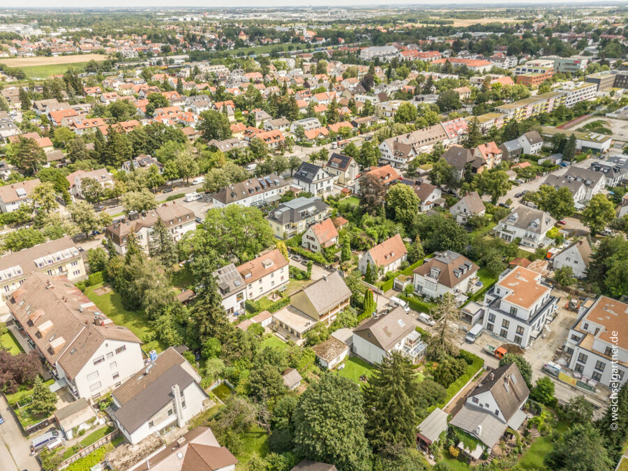 Gelegenheit für Bauträger und Kapitalanleger: Wohnbaugrundstück in begehrter Wohnlage - Drohnenaufnahme