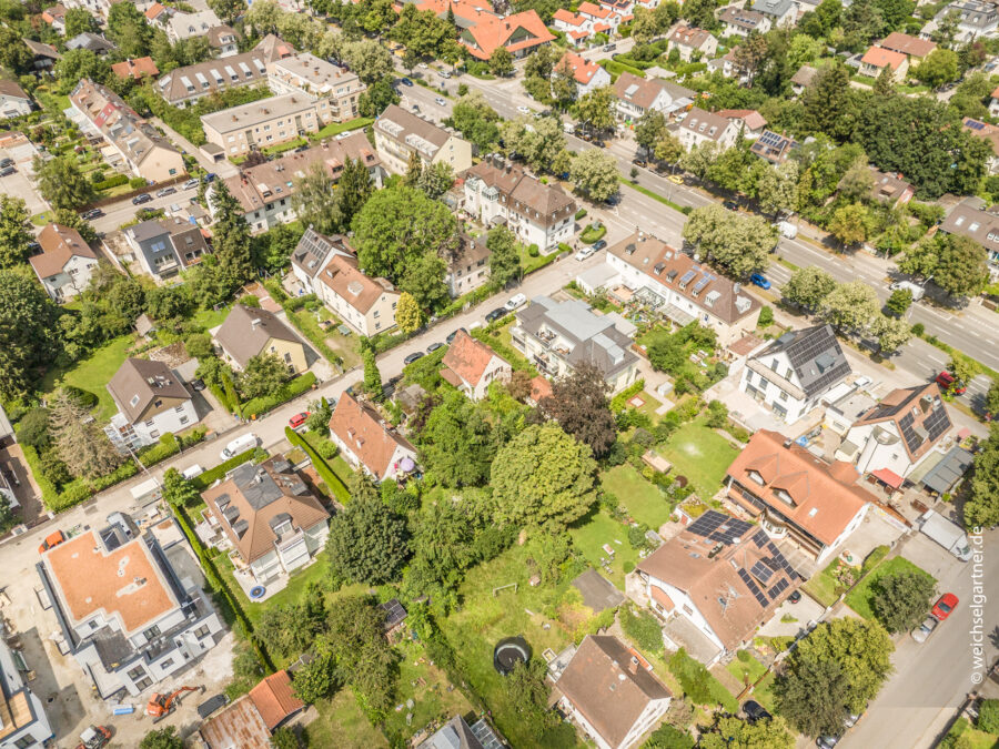 Gelegenheit für Bauträger und Kapitalanleger: Wohnbaugrundstück in begehrter Wohnlage - Weitere Luftbildaufnahme