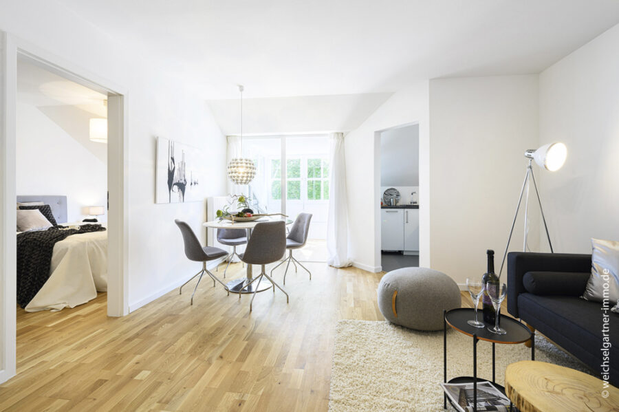 Helle und freundliche Dachgeschosswohnung in ruhiger Wohnlage - Helle und freundliche Dachgeschosswohnung