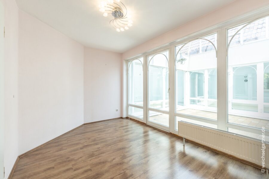 Besonderheit: Charmanter Atrium-Bungalow am Ende einer ruhigen Anliegerstraße - Kind 1