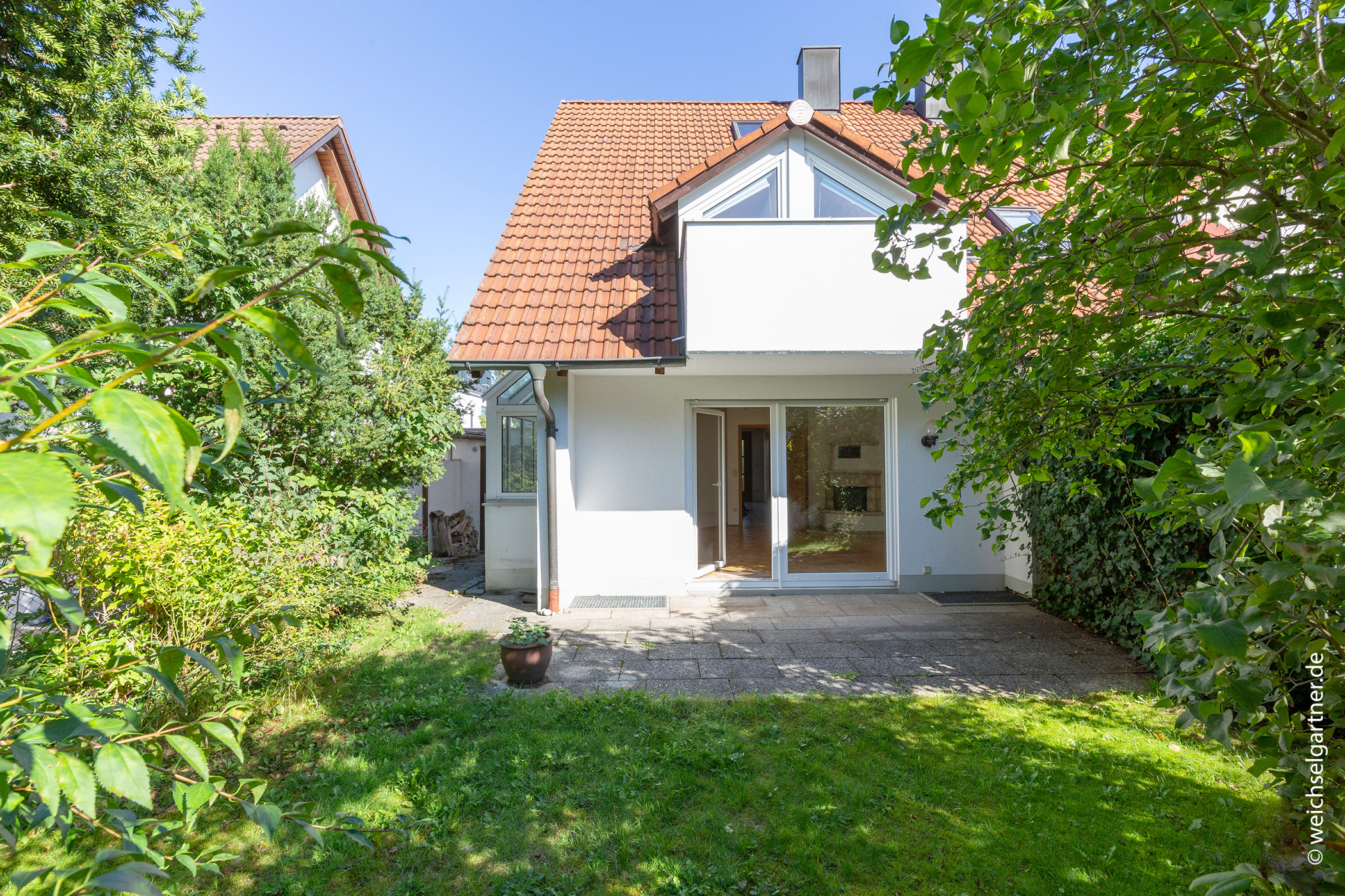 Charmante Doppelhaushälfte mit Südwest-Garten in ruhiger Wohnlage, 82008 Unterhaching, Doppelhaushälfte